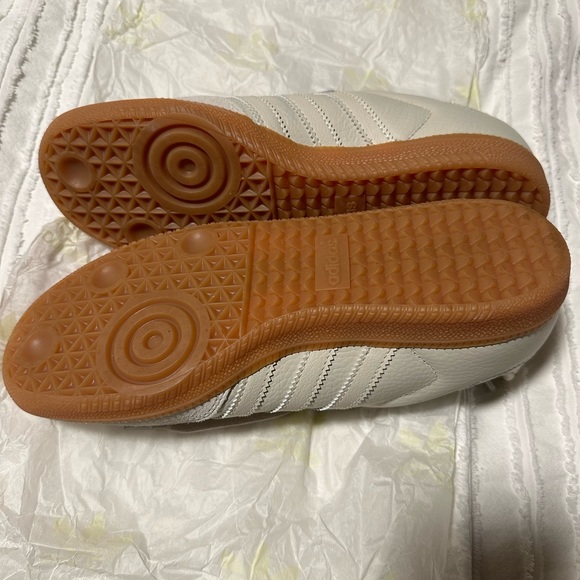 *SOLD* Adidas Samba OG beige white - NWT worn to try on only - Picture 7 of 7